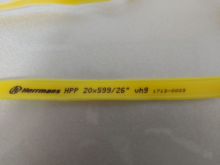 Rim tape / 559-20 MM (26 Inch) / Inner tube /Herrmans MTB / < 120 PSI - 8 Bar / yellow