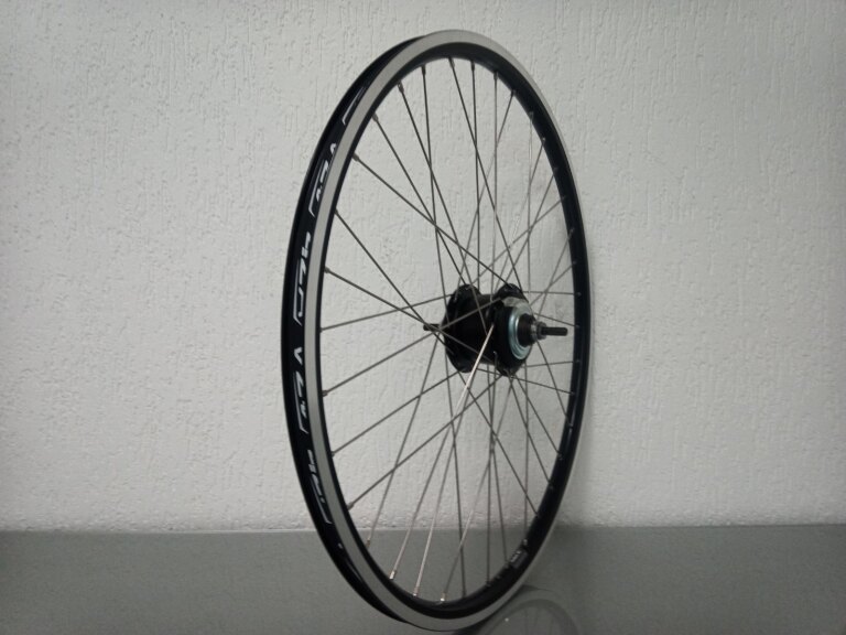 Achterwiel / 622X19C / Rigida - Ryde / Andra 10 / Zwart / Shimano / Nexus Inter 8 SG-C6001-8R / 8S / 131 MM / Rollerbrake of Velgrem / City