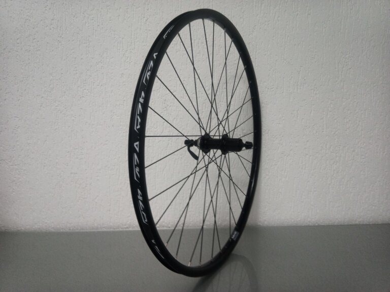 Hinterrad / 622X21C / Rigida - Ryde / Andra 321 / Schwarz / Shimano / FH-TX505 Tourney / HG Body 35 MM  / 135 MM / Disc (Centerlock) / MTB - Tour