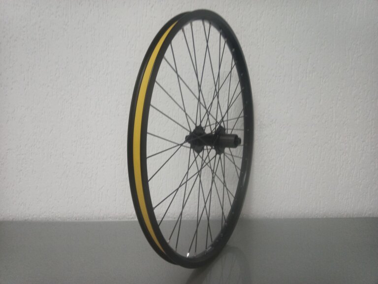 Roue arrière / 584X25C / Rigida - Ryde / Andra 40 / Noir / BQ / BQ-RH30010 / HG Body 35 MM / 148 MM / Disque (6 boulons) / E-Bike