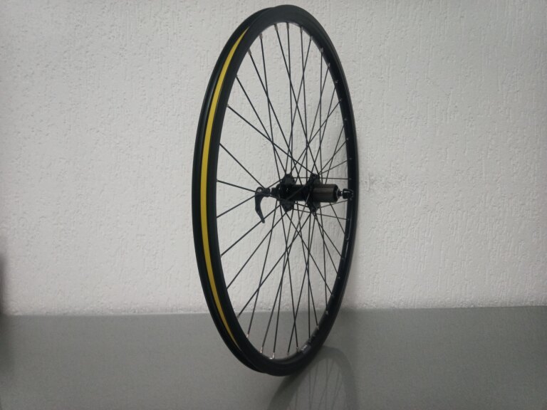 Roue arrière / 622X19C / Rigida - Ryde / Andra 10 / Noir / BQ / BQ-RH30007 / HG Body 35 MM / 135 MM / Disc (Centerlock) / E-Bike