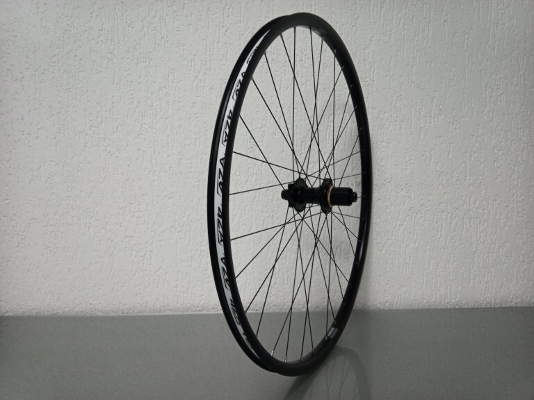 Hinterrad / 622X21C / Rigida - Ryde / Andra 321 / Schwarz / BQ / BQ-RH30015 / HG Body 36,85 MM / 148 MM / Disc (6 Schrauben) / MTB