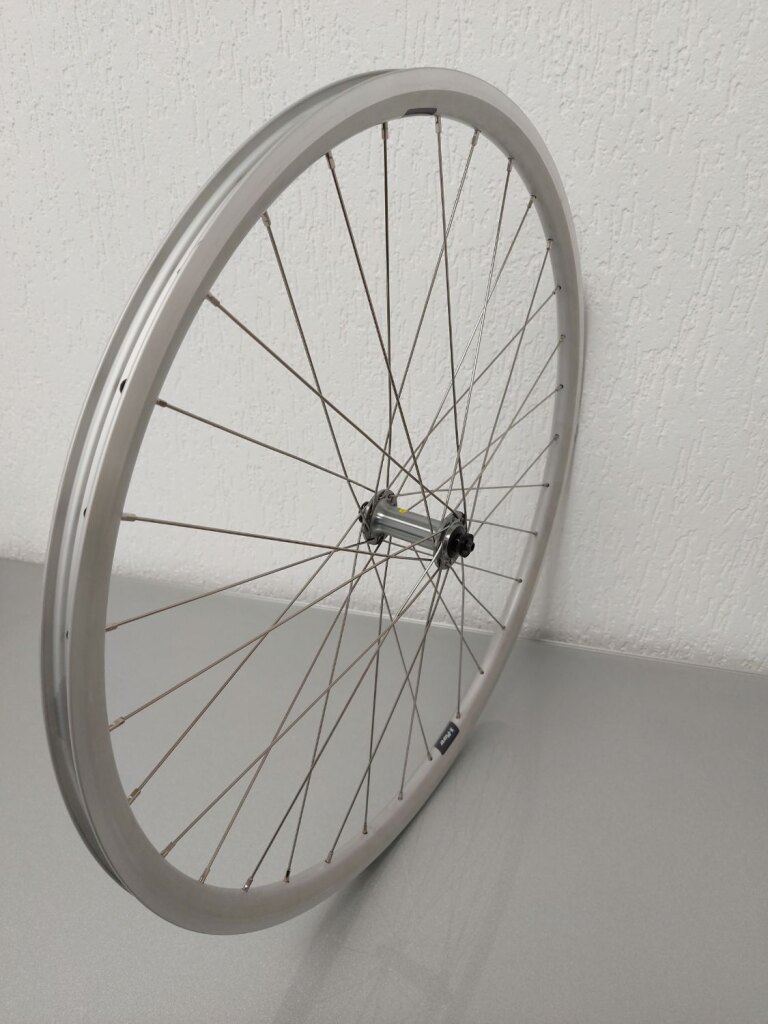 Roue avant / 622X19C / Rigida - Ryde / X-Plorer / Argent / Shimano / HB-4600 Tiagra / 100 MM / Frein sur jante / City