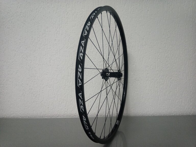 Vorderrad / 622X21C / Rigida - Ryde / Andra 321 / Schwarz / Novatec / D791SB-B15 /  / 110 MM / Disc (6 Schrauben) / MTB