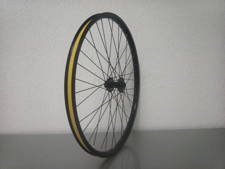 Vorderrad / 584X25C / Rigida - Ryde / Andra 40 / Schwarz / BQ / BQ-FH30504 /  / 100 MM / Disc (6 Schrauben) / E-Bike