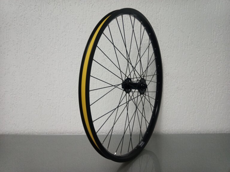 Vorderrad / 584X25C / Rigida - Ryde / Andra 40 / Schwarz / BQ / BQ-FH30503 /  / 110 MM / Disc (6 Schrauben) / E-Bike