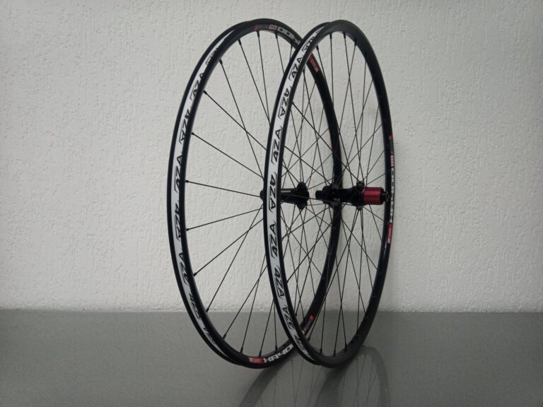 Wheelset / 622X18C / DT Swiss / XR400 29 / Black / Novatec / D792SB-CL/A-A4A-X12 / HG Body 36,85 MM / 142 MM / Disc (Centerlock) / Cyclocross