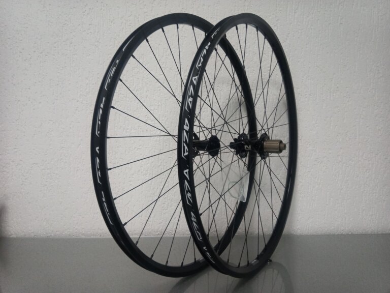 Wielset / 622X21C / Rigida - Ryde / ZAC 421 / Zwart / Novatec / D462SB-A5A-B12 / HG Body 36,85 MM / 148 MM / Disc (6 bout) / MTB