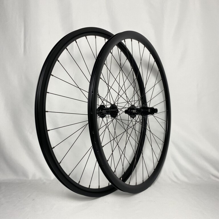 Paire de roues / 622X16C / Rigida - Ryde / DP16 Disc / Noir / BQ / BQ-RH30029 / SRAM XD(R) 11S/12S / 142 MM / Disque (Centerlock) / Course