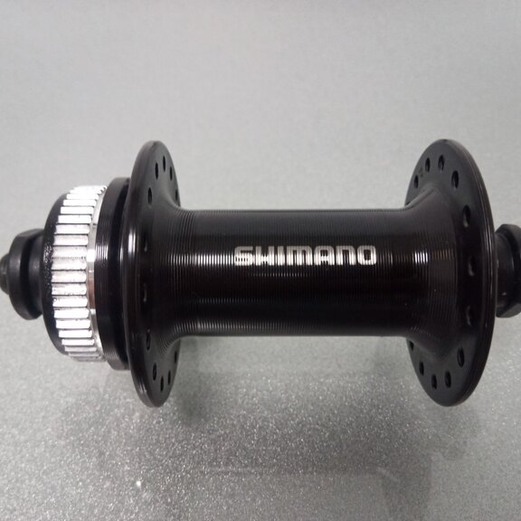 Vorderrad / 100 MM / Fallachse / Disc (Centerlock) / 32GTS / Shimano / HB-TX505 Tourney / Schwarz / MTB 