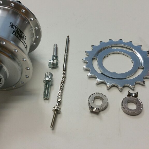 Achternaaf / 118 MM / Vaste as 163 MM / Velgrem / 36GTS / Sturmey Archer / S-RF3 / 3S / Zilver / City 