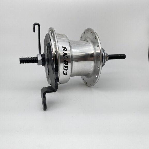 Rear hub / 135 MM / Fixed axle 185 MM / Drum Brake 70 MM / 36GTS / Sturmey Archer / RX-RD3 ROTARY / 3S / Silver / City 