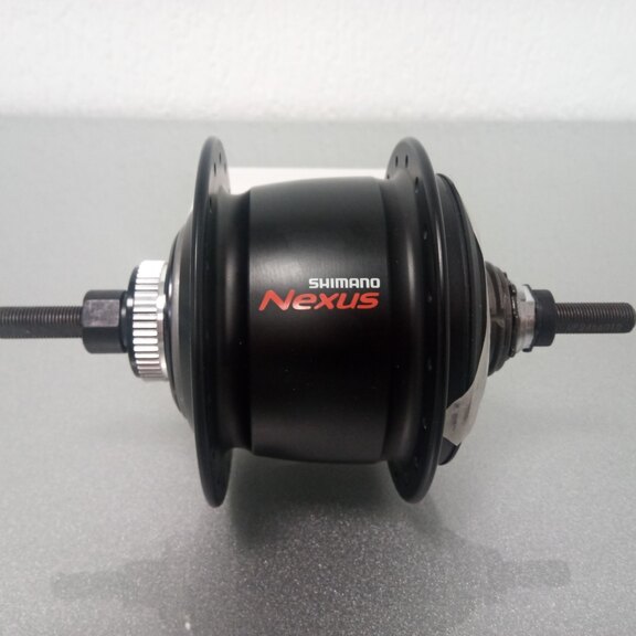 Rear hub / 135 MM / Fixed axle 187 MM / Disc (Centerlock) / 36GTS / Shimano / Nexus Inter 8 SG-C6001-8D / 8S / Black / City 