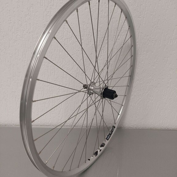 Roue arrière / 622X19C / Rigida - Ryde / Star XS19 / Silver / Kun Teng / Autres / HG Body 31 MM / 135 MM / Frein sur jante / City 