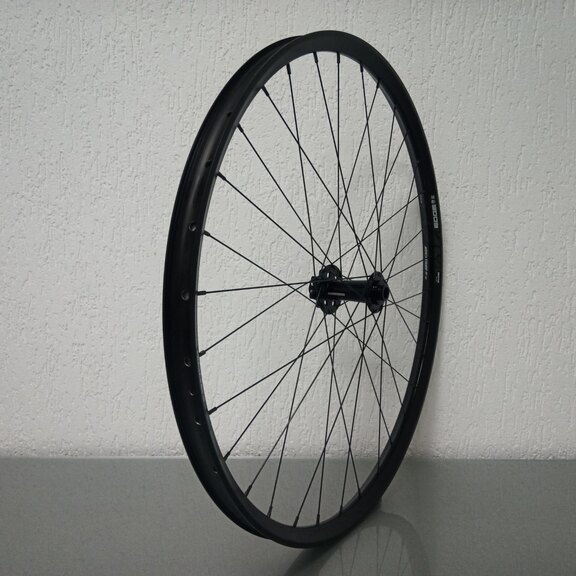 Vorderrad / 622X30C / Rigida - Ryde / Edge M 30 os / Schwarz / Novatec / D791SB-B15 /  / 110 MM / Disc (6 Schrauben) / MTB 