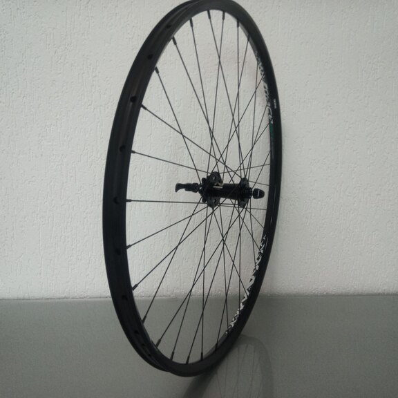 Vorderrad / 622X25C / Rigida - Ryde / Trace 25mm / Schwarz / Novatec / D791SB/A /  / 100 MM / Disc (6 Schrauben) / MTB 