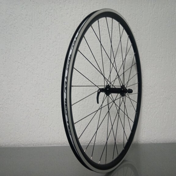 Roue avant / 622X16C / Rigida - Ryde / DP16 / Noir / Shimano / HB-RS400 Tiagra / / 100 MM / Frein sur jante / Race 