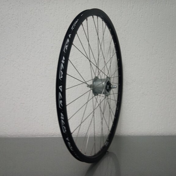 Front wheel / 622X19C / Rigida - Ryde / Andra 10 / Black / Shimano / DH-C6000-3R-N 6V-3.0W Dynamo /  / 100 MM / Rollerbrake / City 