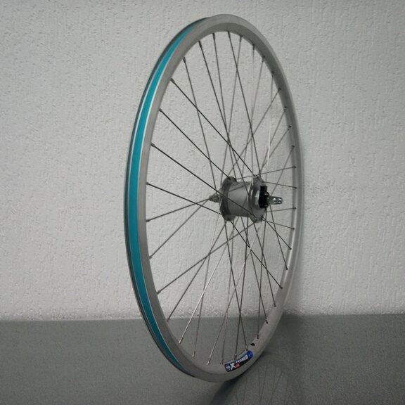 Roue avant / 622X19C / Rigida - Ryde / X-Plorer / Argent / Shimano / DH-C3000-3N-NT 6V-3.0W Dynamo / / 100 MM / Frein sur jante / City 