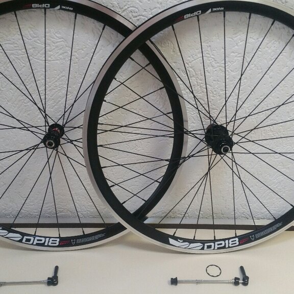 Wheelset / 622X18C / Rigida - Ryde / DP18 Speed / Black / Novatec / F482SB-11S / HG Body 36,85 MM / 130 MM / Rim brake / Race 