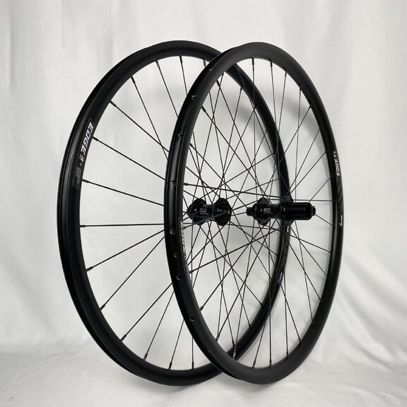 Laufradsatz / 622X20C / Rigida - Ryde / Edge R 25 os Disc / Schwarz / BQ / BQ-RH30002 / HG Body 36,85 MM / 142 MM / Disc (Centerlock) / Race 