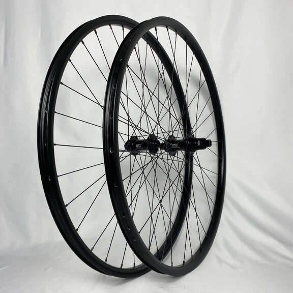 Paire de roues / 622X21C / Rigida - Ryde / Andra 321 / Noir / BQ / BQ-RH30029 / SRAM XD(R) 11S/12S / 142 MM / Disque (Centerlock) / Gravel 