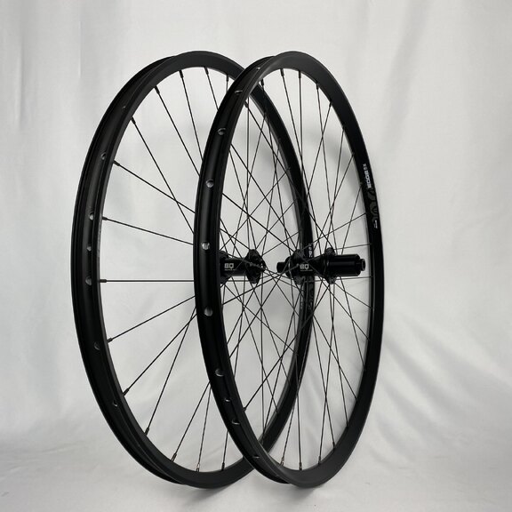 Paire de roues / 622X26C / Rigida - Ryde / Edge M 26 os / Noir / BQ / BQ-RH30002 / Corps HG 36,85 MM / 142 MM / Disque (Centerlock) / Gravel 