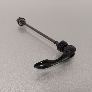 Quick release axle / Front / Ø 5 MM / Novatec / Others / Black