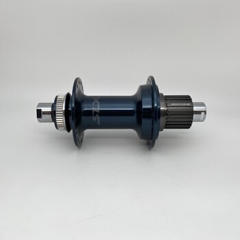 Rear hub / 157 MM / Thru axle Ø 12 MM / Disc (Centerlock) / 32GTS / Shimano / FH-M7130-B SLX / Micro Spline / Blue / MTB - Tour