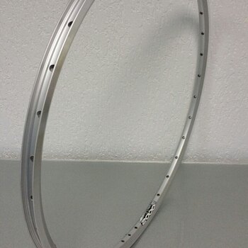 Rim / 622X19C / 32GTS / Double-walled / Single eyelets / Rigida - Ryde / ZAC 2000 / Silver / Brake surface