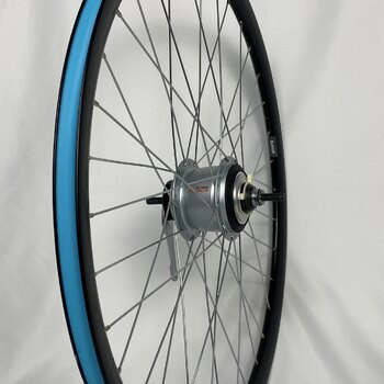 Roue arrière / 622X19C / Rigida - Ryde / Dutch 19 / Noir / Shimano / Nexus Inter 8 SG-C6001-8C / 8S / 131 MM / Frein à rétropédalage / Ville