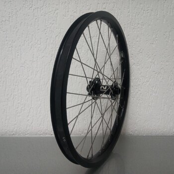 Roue avant / 406X25C / Rigida - Ryde / Andra 40 / Noir / Novatec / D811SB15 / / 100 MM / Disque (6 boulons) / Cargo - THRU AXLE 100 MM