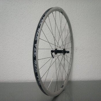 Front wheel / 622X19C / Rigida - Ryde / X-Plorer / Silver / Shimano / HB-T4000 Alivio /  / 100 MM / Rim brake / Tour