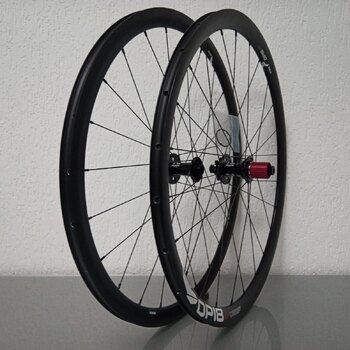 Laufradsatz / 622X18C / Rigida - Ryde / DP18 Speed Disc / Schwarz / Novatec / D792SB/A-AA-11S / HG Body 36,85 MM / 142 MM / Disc (6 bolts) / Race