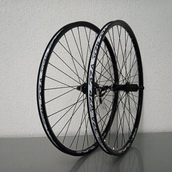 Laufradsatz / 559X18C / Rigida - Ryde / ANDRA 210 / Schwarz / Shimano / FH-TX505 Tourney / HG Body 35 MM / 135 MM / Disc (Centerlock) / MTB - Tour